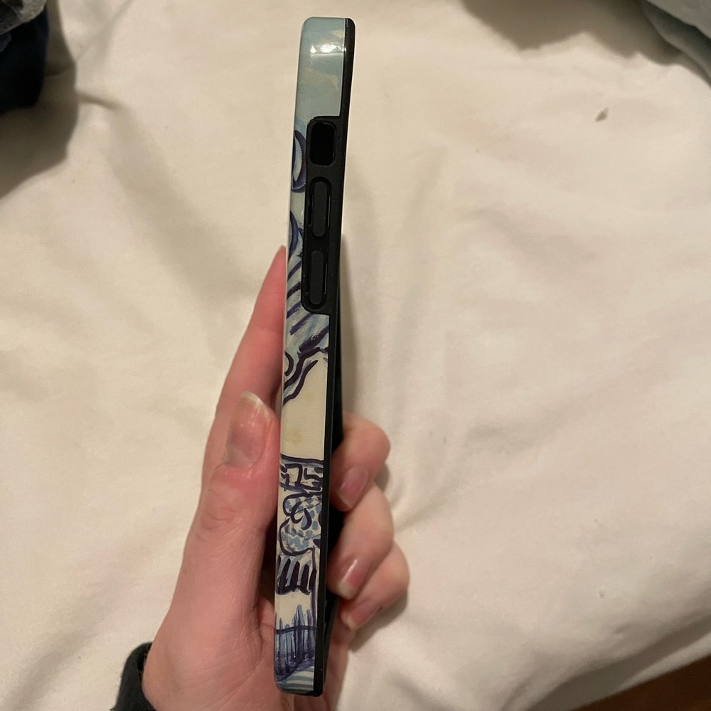 Casely Iphone 12 Case - image 4